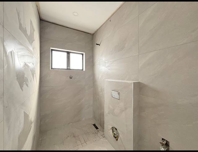 4 BEDROOM HOUSE FOR SALE IN SANDOWN